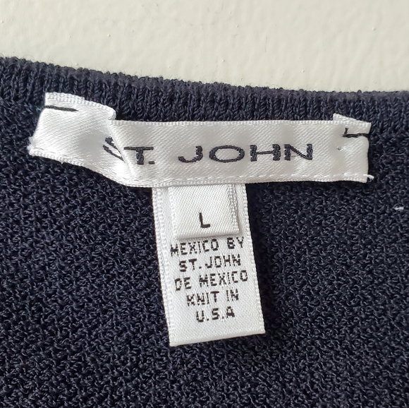 St. John Black Sleeveless Tank - Picture 4 of 7